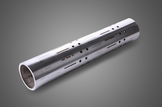 API Laser Slotted Screen Pipe ranuró el tubo perforado del trazador de líneas